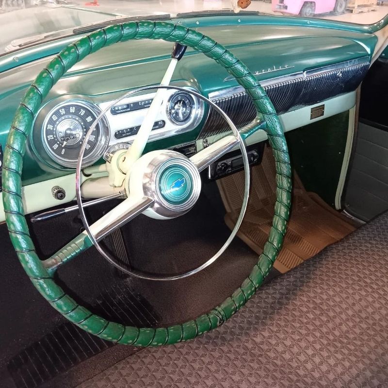 Spot Common Issues in Classic Cars 2.jpg