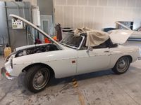 64MGB_3.jpg